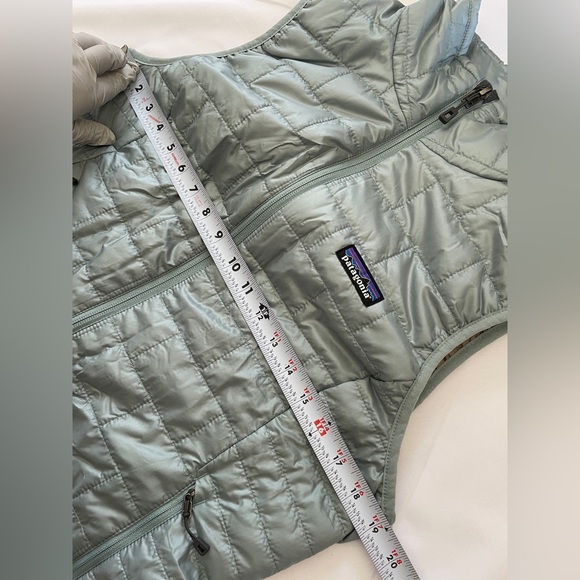NWT Patagonia Nano Puff Vest Women's Size M Thermal Blue 2024 - Picture 13 of 16